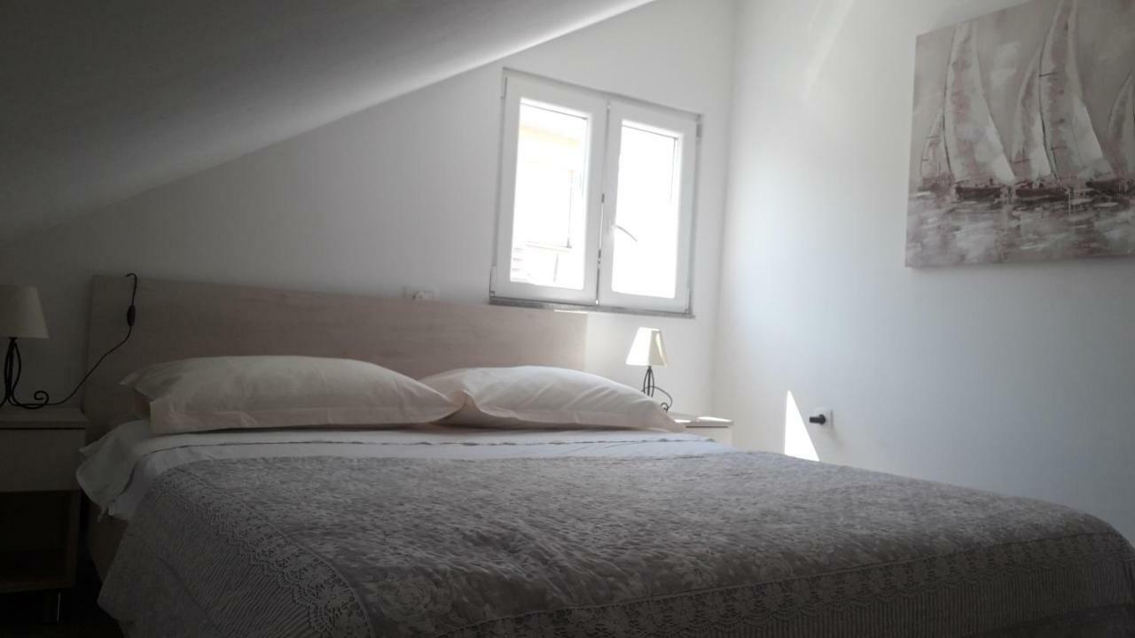 Apartmani Zilic ドゥギ・ラット エクステリア 写真