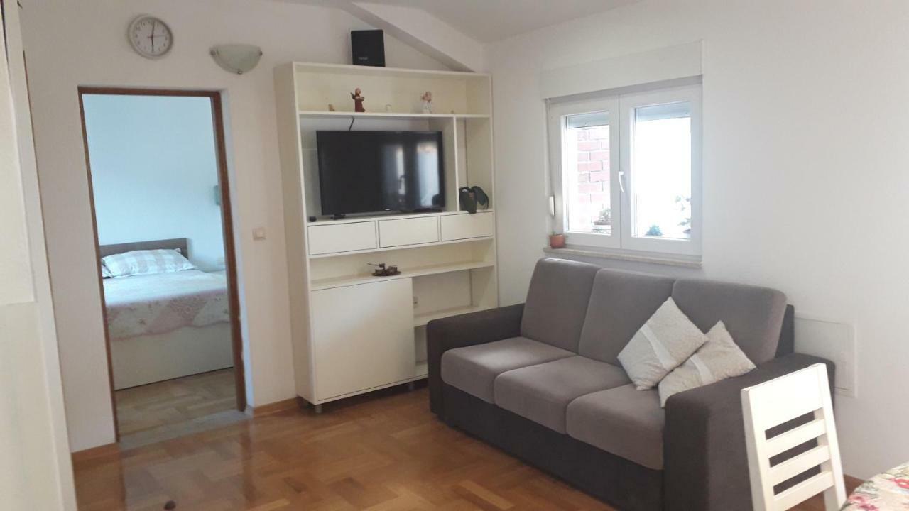 Apartmani Zilic ドゥギ・ラット エクステリア 写真