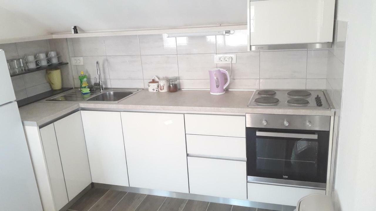Apartmani Zilic ドゥギ・ラット エクステリア 写真